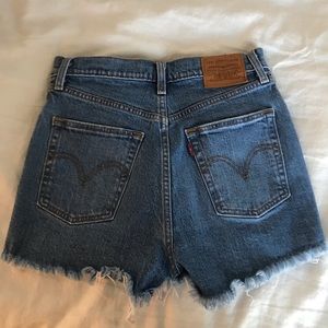 Levi’s Ribcage Short